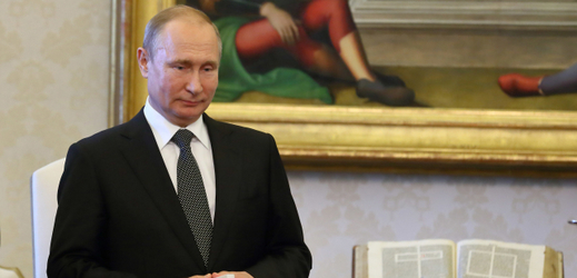 Ruský prezident Vladimir Putin na návštěvě u papeže.