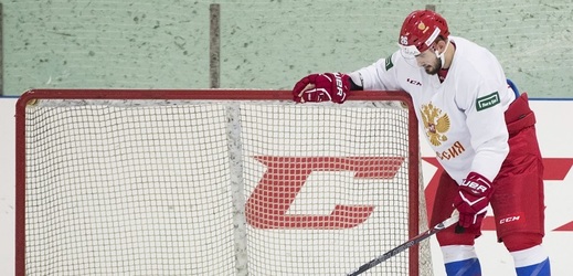 Vjačeslav Vojnov stráví následující sezonu v ruské KHL, hrát bude za Omsk.