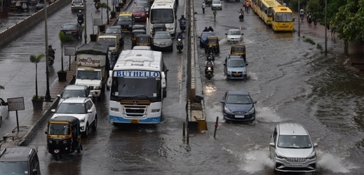 Indii sužují vydatné deště.