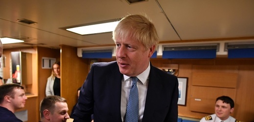 Boris Johnson si zatelefonoval s irským protějškem Leem Varadkarem.
