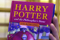 Výtisk knihy o Harrym Potterovi.