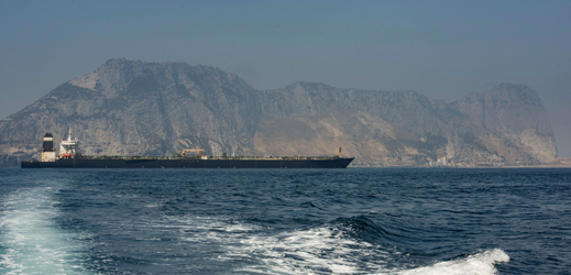 Gibraltar odmítl příkaz soudu USA dál zadržovat íránský tanker.