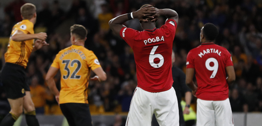 Paul Pogba jen pár sekund poté, co nedal proti Wolves penaltu.