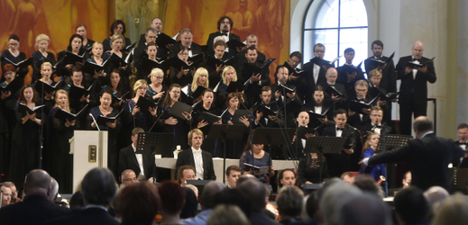Na zahajovacím koncertu zaznělo Oratorium Ráj a Peri od Roberta Schumanna v podání Filharmonie Brno a Českého filharmonického sboru Brno.