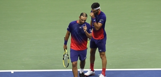 Robert Farah (vpravo) se svým parťákem Cabalem ovládl US Open.