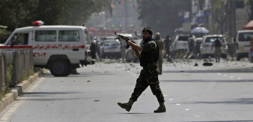 Afghánský voják v Kábulu.