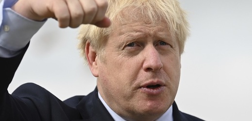 Boris Johnson si chtěl vynutit pětitýdenní pauzu parlamentu.