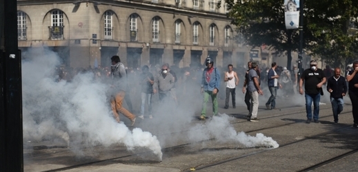Protest v Nantes. 
