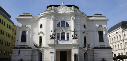 Severočeské divadlo opery a baletu v Ústní nad Labem.