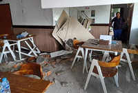 Zemětřesení ve městě Ambon, Indonésie.
