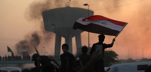 Iráčané znovu demonstrovali v ulicích, zahynulo sedm lidí.