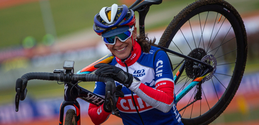 Česká cyklokrosařka a vedoucí žena průběžného pořadí světového poháru v cyklokrosu Kateřina Nash.