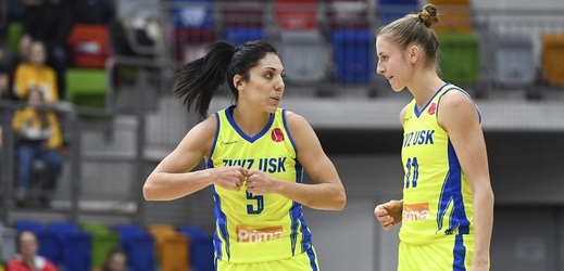 Basketbalistky USK v Evropské lize i podruhé deklasovaly turecký celek Cukurova a po rekordní výhře 109:50 si v Mersinu čtyři kola před koncem základní části zajistily místo ve čtvrtfinále. 