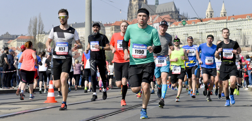 Záběr z loňského Pražského půlmaratonu.