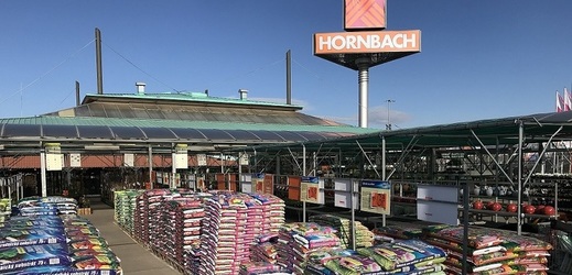 Hornbach znovu otevírá pro všechny zákazníky.