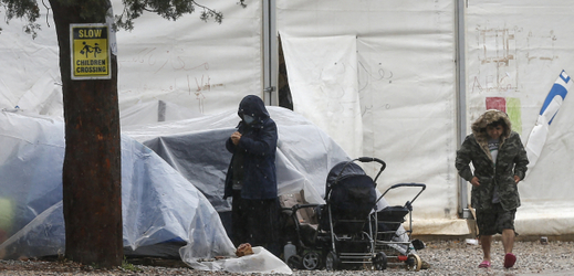 Uprchlický tábor v Řecku. 