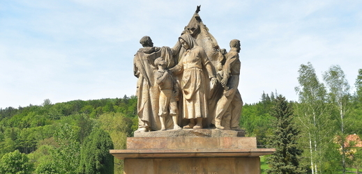 Pomník obětem nacismu v Javoříčku.