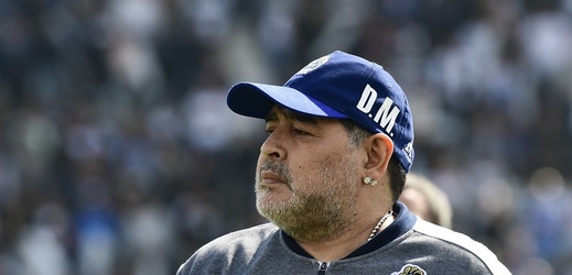 Maradona věnoval do dražby historický dres z MS 1986.
