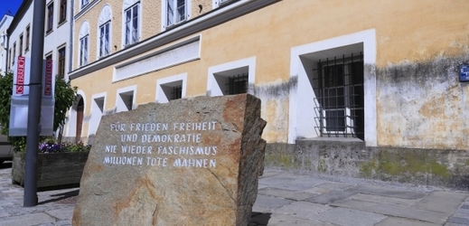 Rodný dům Adolfa Hitlera v rakouském městě Braunau am Inn.