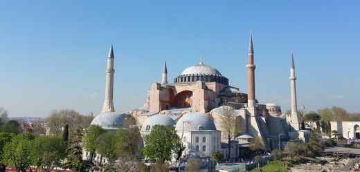 Chrám Boží Moudrosti (Hagia Sofia).