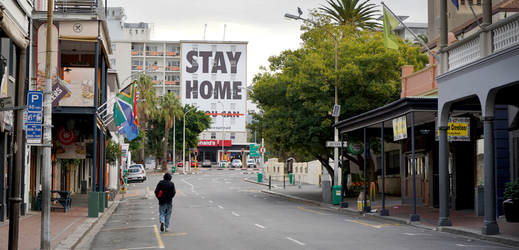 Kapské město v Jihoafrické republice a kampaň Stay Home (Zůstaň doma).