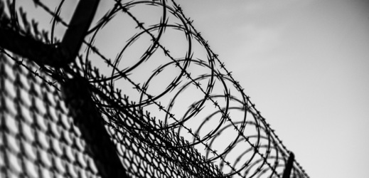 V kalifornské věznici se nakazilo koronavirem přes tisíc vězňů.