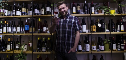 Petr Rubáš, milovník vína a hudebník.