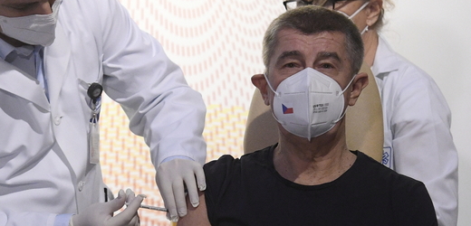 Mezi prvními očkovanými proti koronaviru byl i premiér Andrej Babiš (ANO).