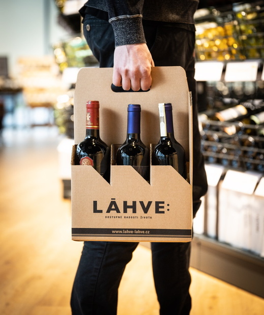 S odolnou krabicí si pro své oblíbené víno můžete přijít opakovaně.