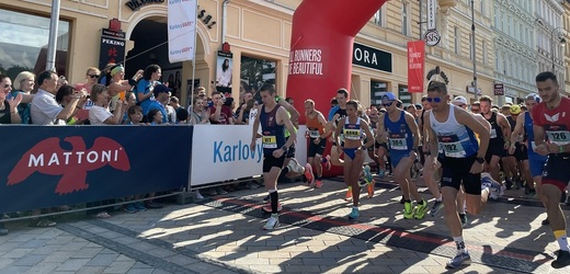 Mattoni je titulárním partnerem série půlmaratonů.
