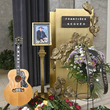 V krematoriu v Praze Strašnicích se lidé naposledy rozloučili 24. července 2021 s hudebníkem Františkem Nedvědem, který zemřel 18. července ve věku 73 let.