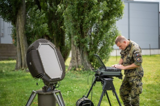 Radar od pardubické společnosti ELDIS ve službách české armády.