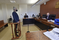 Okresní soud v Bruntálu začal 5. října 2021 projednávat obžalobu časopisu Legalizace a jeho šéfredaktora Roberta Veverky (vlevo) ze šíření toxikomanie. Časopis o konopí podle žalobců na svých stránkách propaguje drogy.