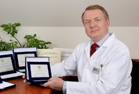 MUDr. Ivan Fišer, Ph.D., specialista na léčbu onemocnění sítnice a sklivce.