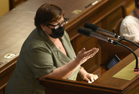 Končící ministryně spravedlnosti Marie Benešová (za ANO).