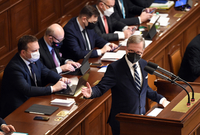 Premiér Petr Fiala (ODS) hovoří na schůzi Sněmovny 12. ledna 2022 v Praze.