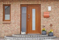 Vchodové dveře (ilustrační foto).