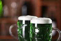 Zelené pivo (ilustrační foto).