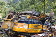 Při dopravní nehodě v Indii zemřelo 16 lidí včetně dětí, zranění obdrží odškodné