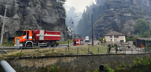 Požár v Národním parku České Švýcarsko u Hřenska, 26. července 2022, Děčínsko.