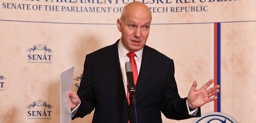 Nezávislý senátor Pavel Fischer.