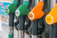 Paliva v Česku od minulého týdne zlevnila, cena benzinu klesla pod 40 Kč/l