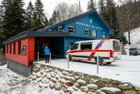 Stanice horské služby v Peci pod Sněžkou, 20. ledna 2023, Trutnovsko.