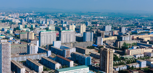 Pohled na hlavní severokorejské město Pchjongjang.
