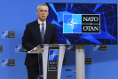 Generální tajemník NATO navštěvuje Kyjev, setkat se má se Zelenským