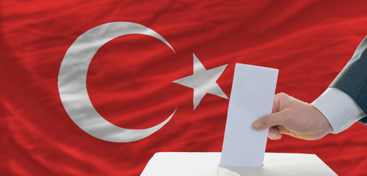 Erdogan v druhém kole voleb nemá jistou podporu tureckých nacionalistů