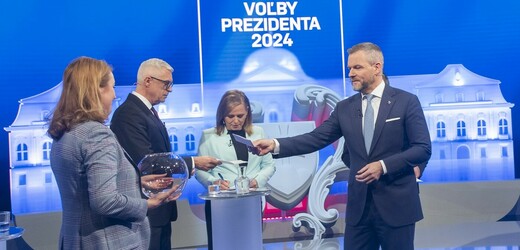 Finalisté slovenské prezidentské volby nešetřili kritikou ani v posledním duelu