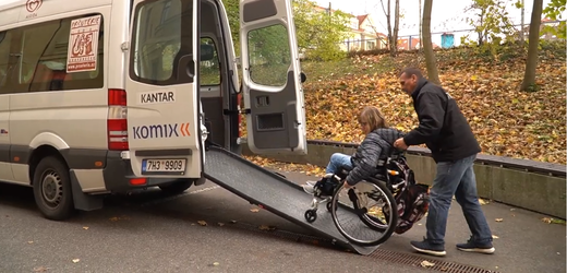 Bezbariérová doprava za vzděláním je nedílnou součástí života lidí s tělesným postižením