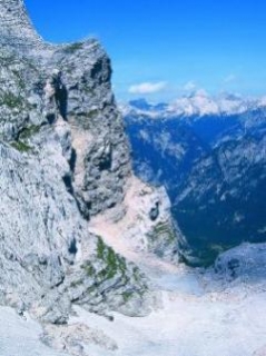 Vrcholové okamžiky. Odměnou za výstup na nejvyšší slovinskou horu Triglav (2864 m n. m.) může být nádherný výhled