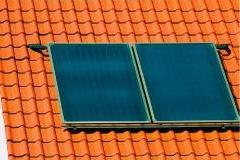 Pořizovací náklady na solární zařízení leckoho vylekají